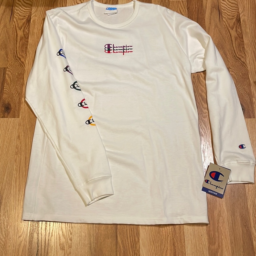 White champion men’s long sleeve large